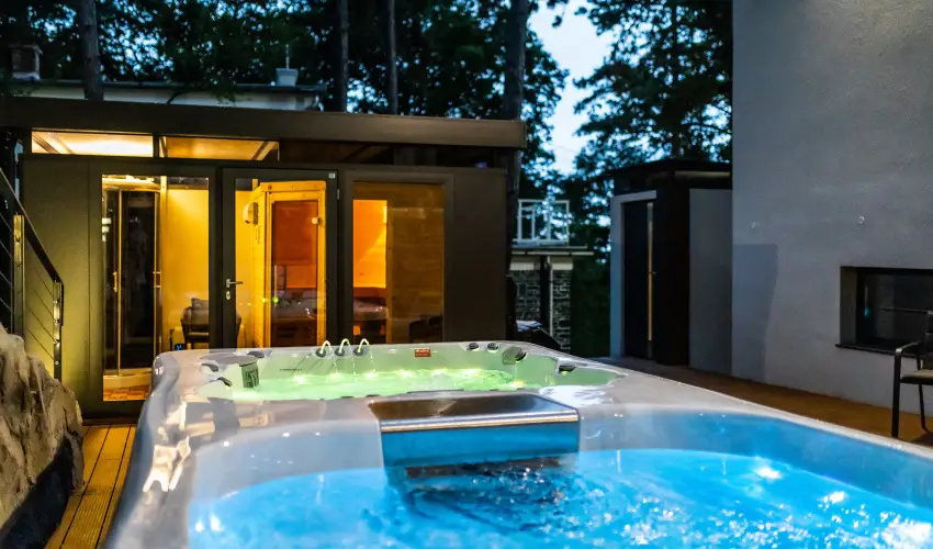 4 �vszak Erdeihotel M�traf�red - Augusztus 20.