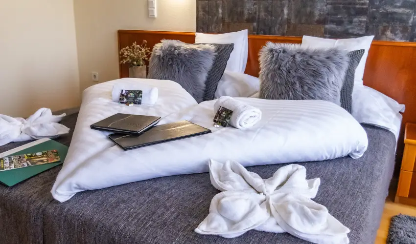 4 vszak Hegyihotel Mtrahza - Augusztus 20. (min. 2 j)