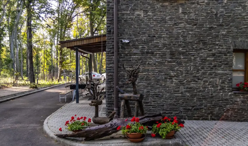 4 vszak Hegyihotel Mtrahza - Augusztus 20. (min. 2 j)