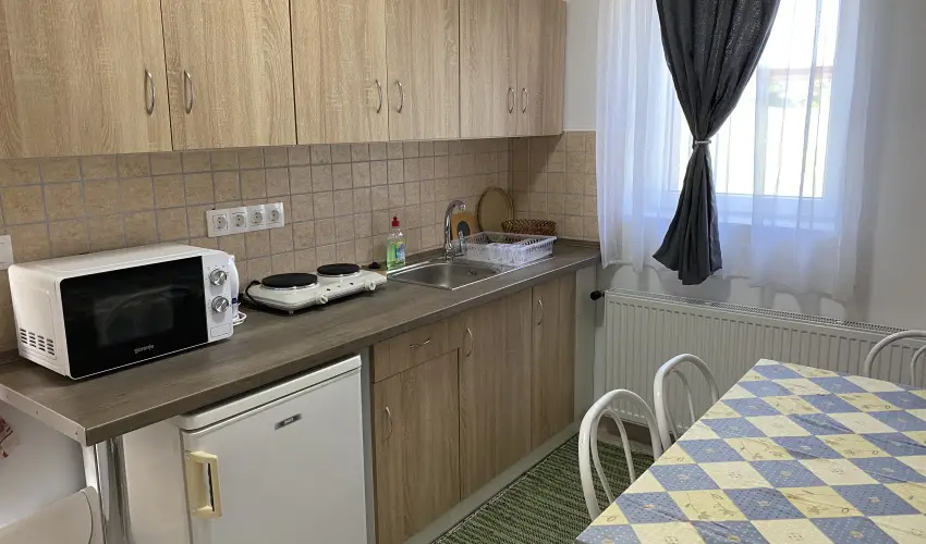 Aba - B�be Vend�gh�z Zalaszentiv�n - Augusztus 20.