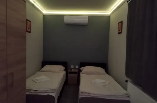 Aba - B�be Vend�gh�z - Augusztus 20.