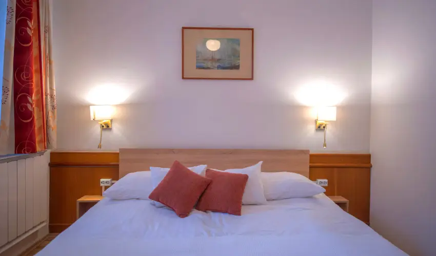 Abbzia Club Hotel Kk Keszthely - Augusztus 20.