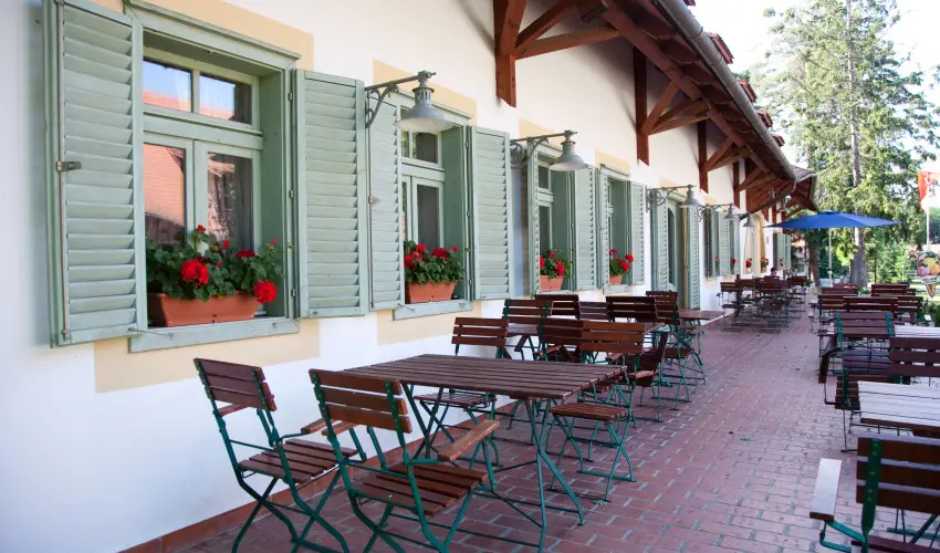 Abb�zia Country Club Nemesn�p - Augusztus 20.                                                                                                                                                                                                                                                  