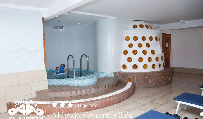 Abb�zia Country Club Nemesn�p - Augusztus 20.                                                                                                                                                                                                                                                  