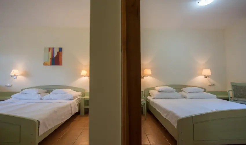 Abb�zia Country Club Nemesn�p - Augusztus 20.                                                                                                                                                                                                                                                  