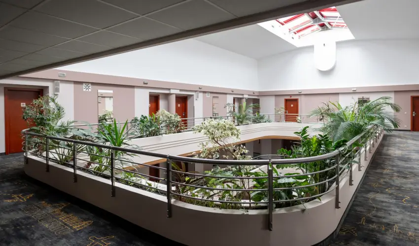 Airport Hotel Budapest Vecss - Augusztus 20. (min. 3 j)