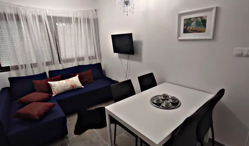 Alea Apartmanok Hark�ny Hark�ny - Augusztus 20.