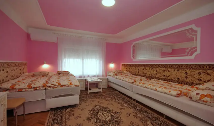 Am�lia Apartman Gyula - Augusztus 20. (min. 2 �j)