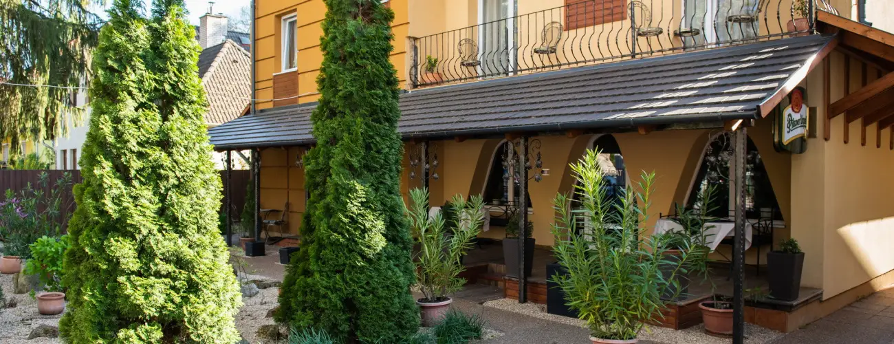 Ambrzia Szllshely s tterem Miskolctapolca - Augusztus 20. (min. 3 j)