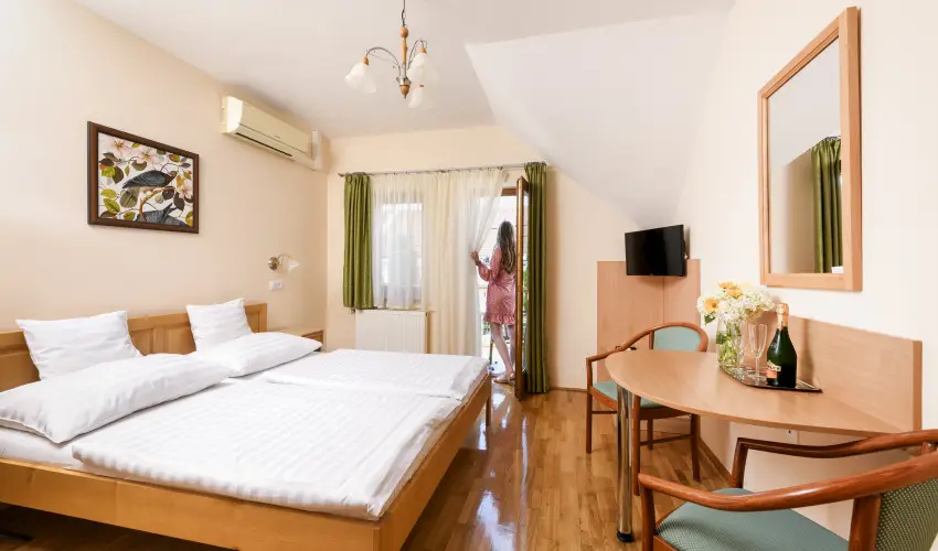 Ametiszt Hotel Harkny - Augusztus 20. (min. 3 j)