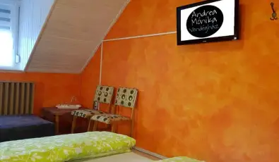 Andrea & M�nika Apartman 2 Hark�ny