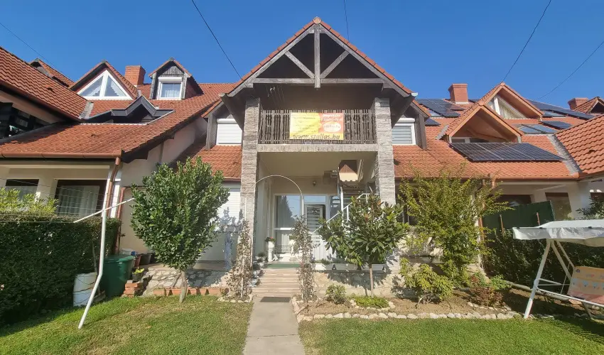 Andrea & M�nika Apartman 2 Hark�ny - Augusztus 20. (min. 6 �j)