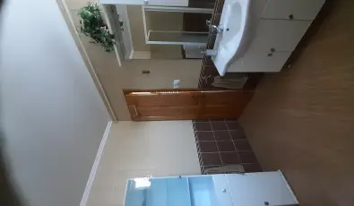 Andrea Vend�gh�z Kehidakust�ny