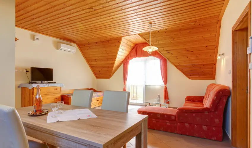 Andrea Villa H�v�z - Augusztus 20. (min. 2 �j)