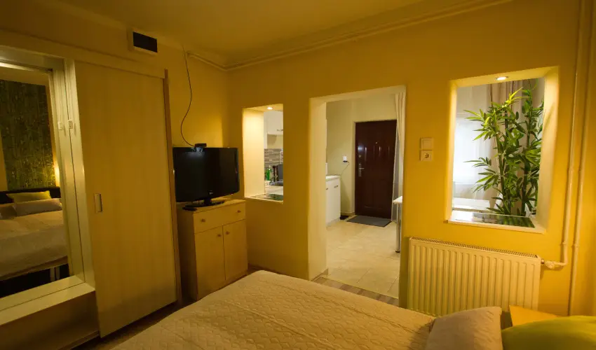 Angyal Apartman Cserkeszl - Augusztus 20.