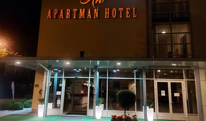 Apartman Hotel Bk, Bkfrd - Augusztus 20.