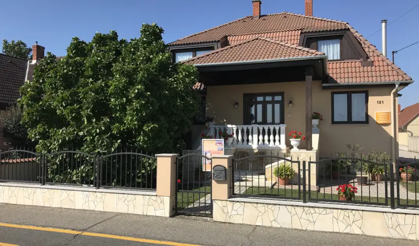 Apartman Szanyi B�k, B�kf�rd� - Augusztus 20. (min. 3 �j)