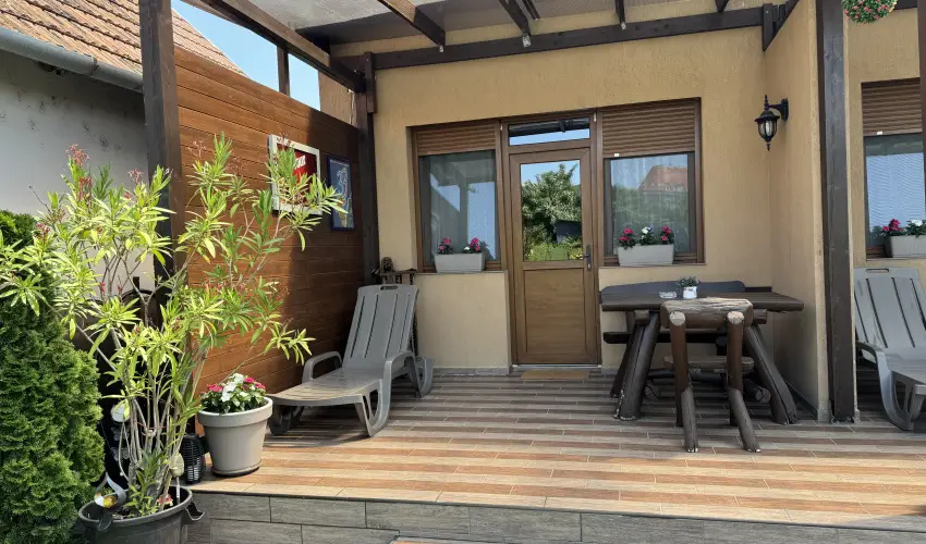 Aqua Apartmanh�z Si�fok - Augusztus 20. (min. 3 �j)