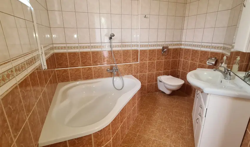 Aquatherm Hotel Zalakaros - Augusztus 20. - speci�lis el�refizet�ssel (min. 2 �j)