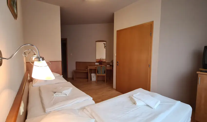 Aquatherm Hotel Zalakaros - Augusztus 20. - speci�lis el�refizet�ssel (min. 2 �j)