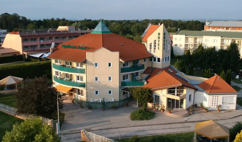 Aquatherm Hotel Zalakaros - Augusztus 20. - speci�lis el�refizet�ssel (min. 2 �j)