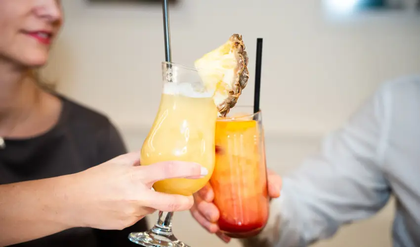 Aranyhomok Hotel Business & Relax Kecskem�t - Augusztus 20. - teljes el�refizet�ssel