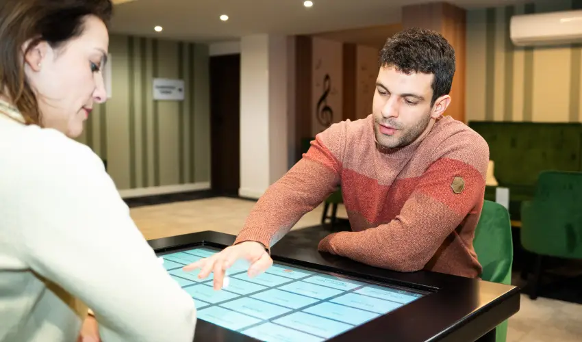 Aranyhomok Hotel Business & Relax Kecskem�t - Augusztus 20. - teljes el�refizet�ssel