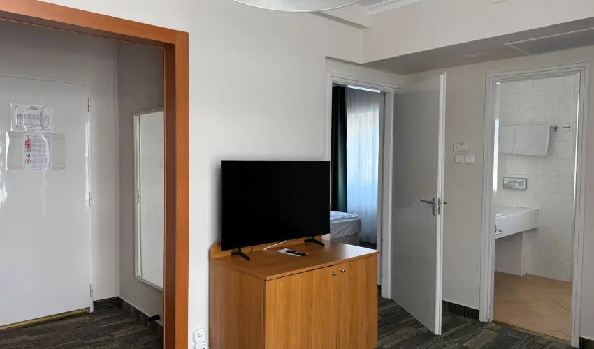 Aranyhomok Hotel Business & Relax Kecskem�t - Augusztus 20.