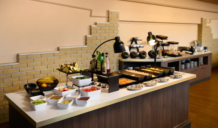 Aranyhomok Hotel Business & Relax Kecskem�t - Augusztus 20.