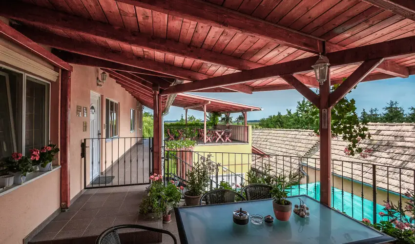 Aranypatk� Panzi� Gy�r�jbar�t - Augusztus 20.