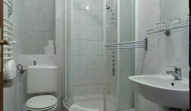 Aranypatk� Panzi� Gy�r�jbar�t