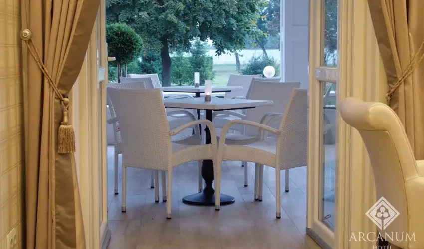 Arcanum Hotel B�k�scsaba - Augusztus 20.