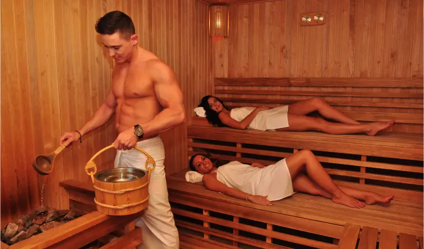 Arcanum Hotel B�k�scsaba - Augusztus 20.