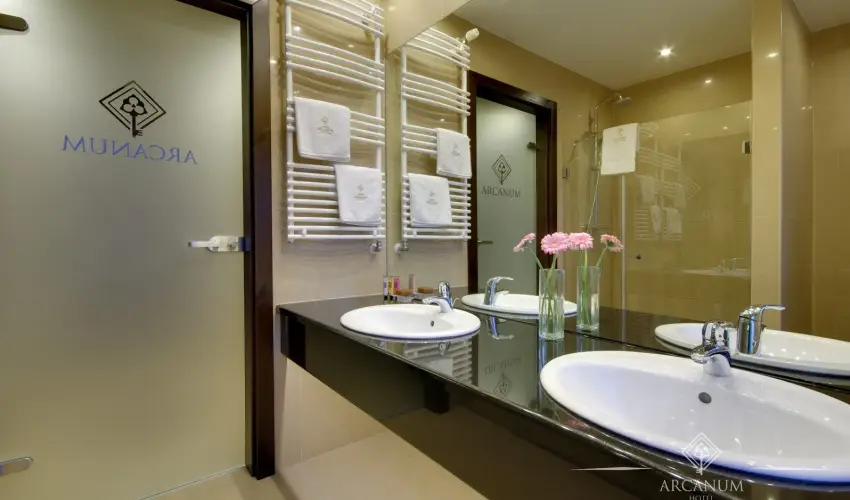 Arcanum Hotel B�k�scsaba - Augusztus 20.