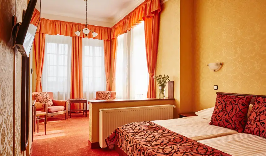 Astoria Hotel �s �tterem Balatonf�red - Augusztus 20. (min. 2 �j)