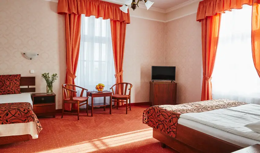 Astoria Hotel �s �tterem Balatonf�red - Augusztus 20. (min. 2 �j)
