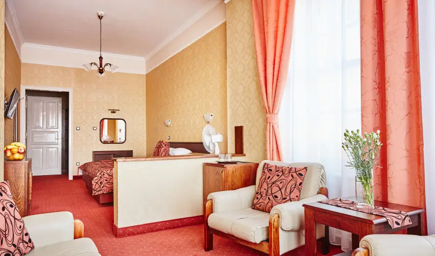 Astoria Hotel �s �tterem Balatonf�red - Augusztus 20. (min. 2 �j)