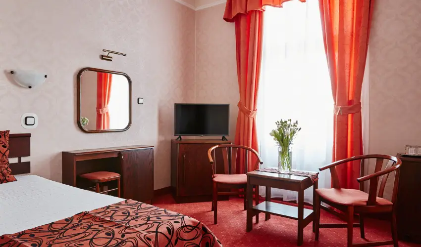 Astoria Hotel �s �tterem Balatonf�red - Augusztus 20. (min. 2 �j)