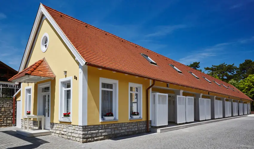 Astoria Hotel �s �tterem Balatonf�red - Augusztus 20. (min. 2 �j)