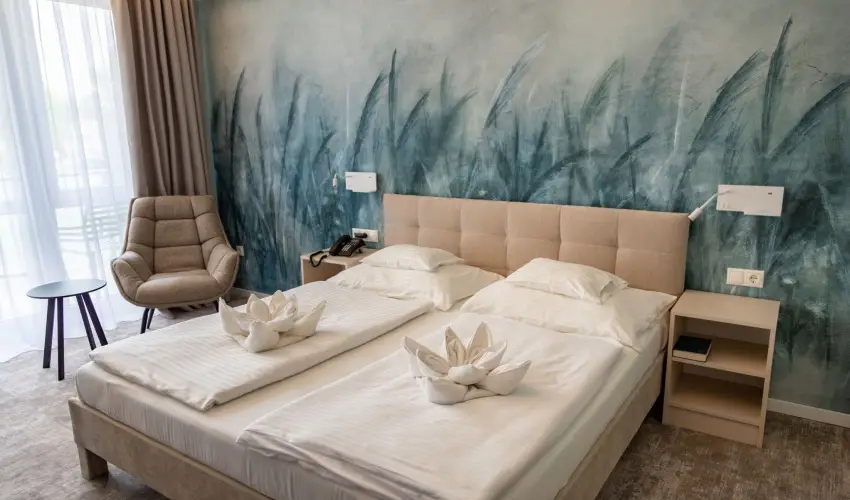 Hotel Atlantis Wellness & Conference Hajdszoboszl - Augusztus 20. - teljes elrefizetssel (min. 2 j)