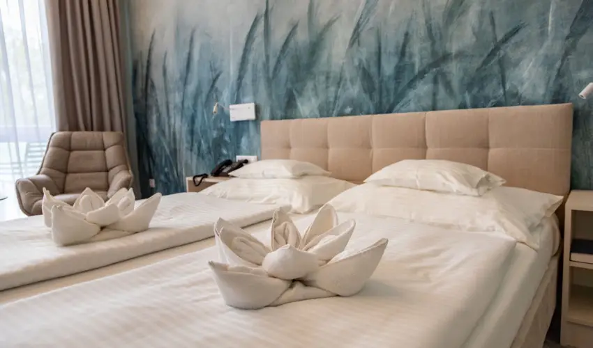 Hotel Atlantis Wellness & Conference Hajdszoboszl - Augusztus 20. - teljes elrefizetssel (min. 2 j)