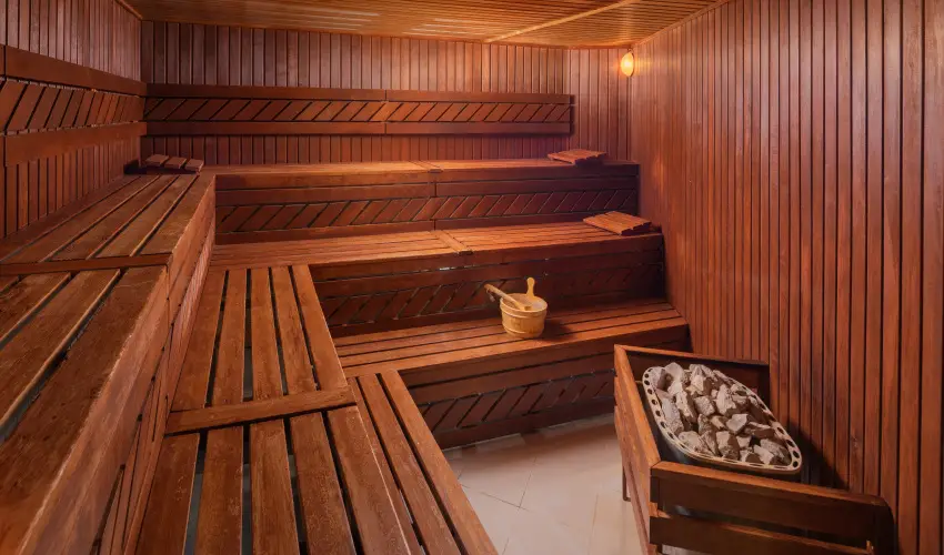 Hotel Atlantis Wellness & Conference Hajdszoboszl - Augusztus 20. - teljes elrefizetssel (min. 2 j)