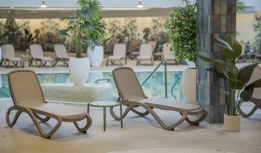 Hotel Atlantis Wellness & Conference Hajdszoboszl - Augusztus 20. - teljes elrefizetssel (min. 2 j)