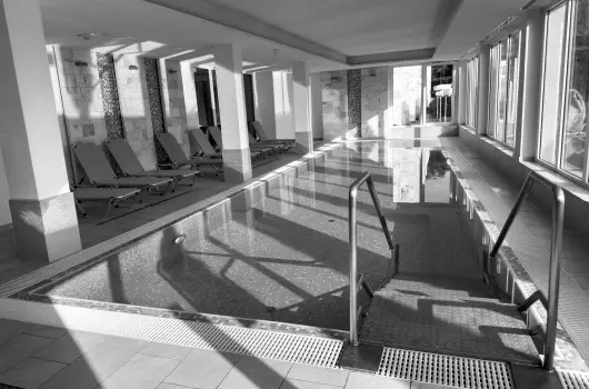 Aurora Hotel - Augusztus 20. - teljes el�refizet�ssel