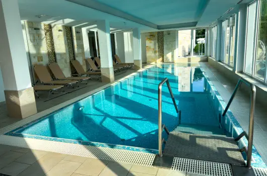 Aurora Hotel - Augusztus 20. 