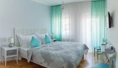 Aurora Vend�gh�z H�v�z