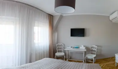 Aurora Vend�gh�z H�v�z