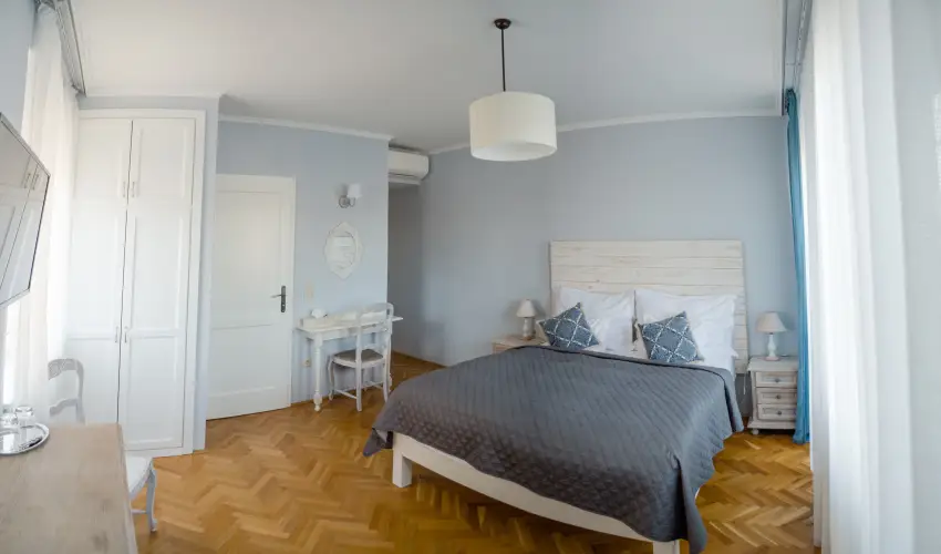 Aurora Vend�gh�z H�v�z - Augusztus 20.