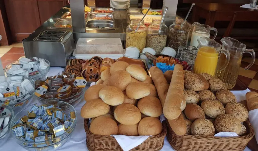 Aurora Vend�gh�z H�v�z - Augusztus 20.