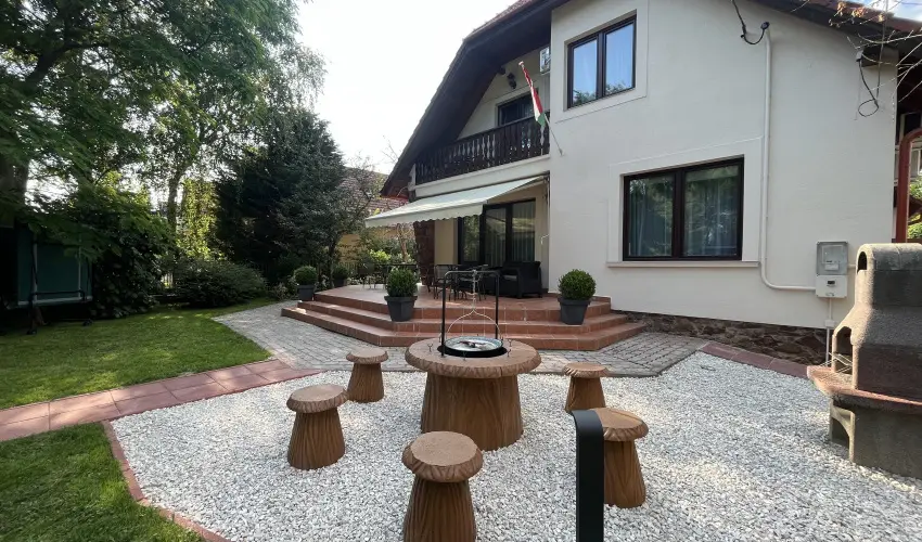 Aventurin House R�vf�l�p - Augusztus 20. (min. 2 �j)